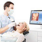 dentist using intraoral photography